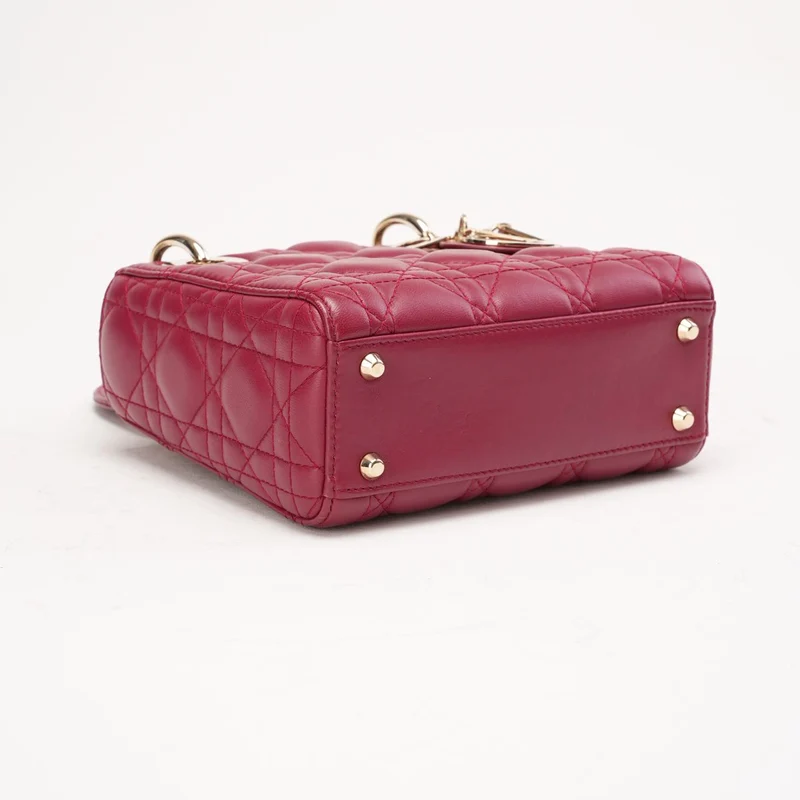 Christian Dior Mini Lady Dior Tasche mit Kette, kirschrotes Lammleder, 2018