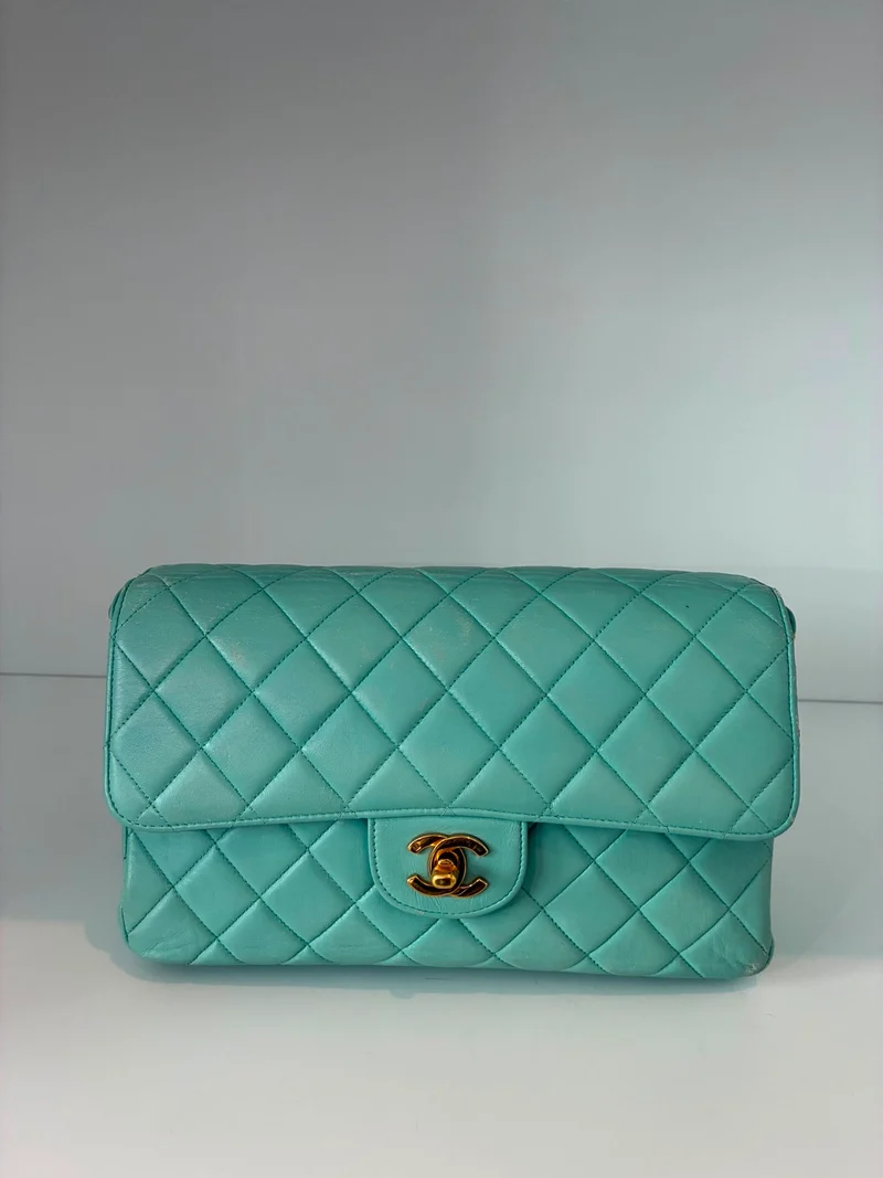 Chanel Medium Classic Double Side Flap Bag aus Lammleder, Tiffany-Blau, 1997