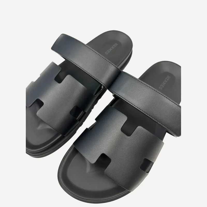Hermès Chypre-Ledersandalen, Schwarz, Größe 38