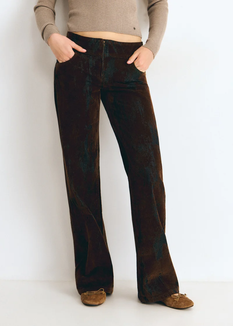 Brown flocked trousers