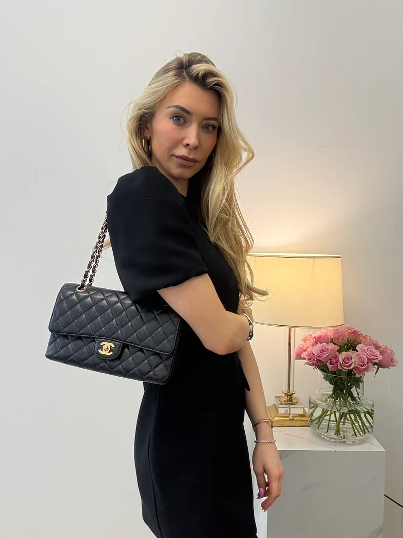 Chanel Schwarze Medium Classic Double Flap Quilted Caviar 2016