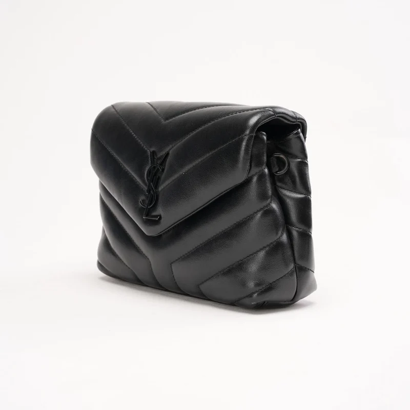 Schwarze Saint Laurent Toy Loulou Kettentasche aus Y-gestepptem Kalbsleder
