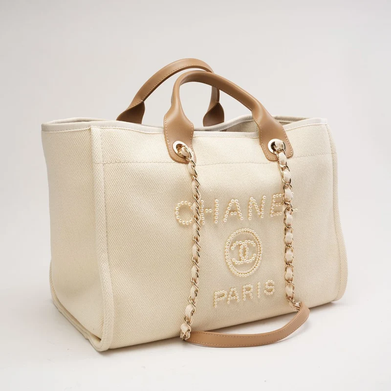 Chanel Deauville Shopping-Tasche mit weißen Perlen 2020
