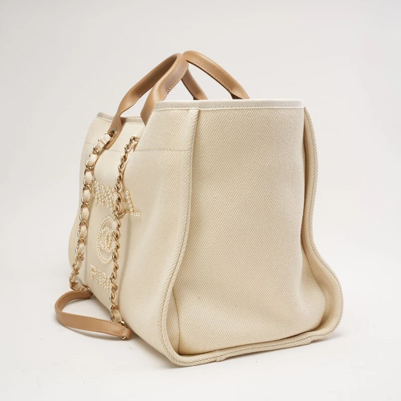 Chanel Deauville Shopping-Tasche mit weißen Perlen 2020