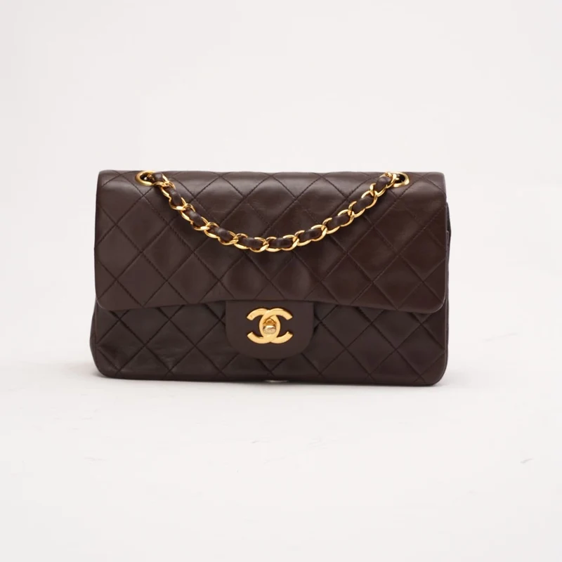 Chanel Vintage Classic Kleine Klappentasche aus Lammleder, dunkelbraun, 1997