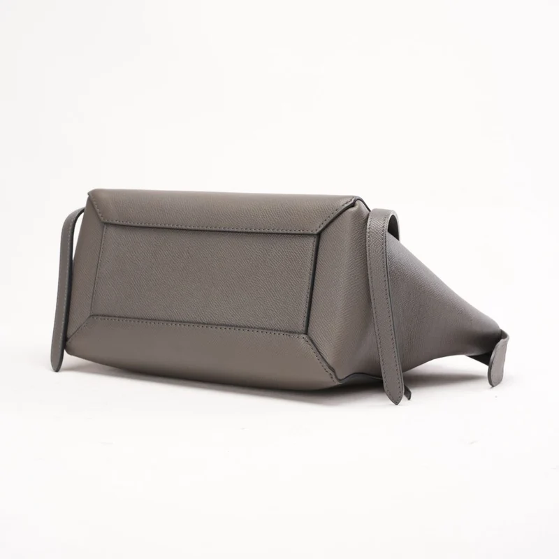 Celine Nano Gürteltasche in Grau aus genarbtem Kalbsleder 2019