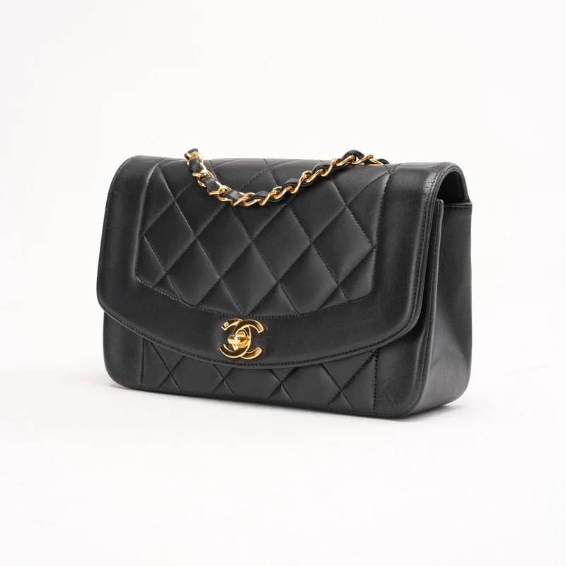 Chanel Vintage Kleine Diana Klappentasche aus Lammleder, Schwarz, 1997