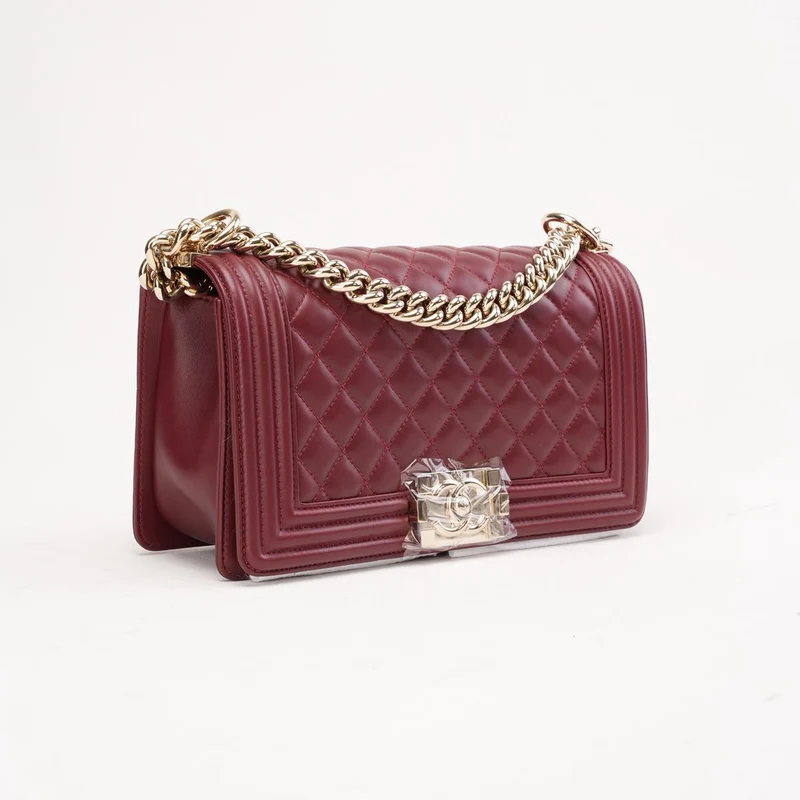 Chanel Medium Boy Flap aus Lammleder, Burgunderrot, 2016