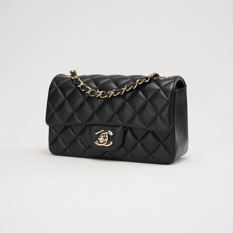 Chanel Schwarze Mini Tangle Classic Flap Bag 2019