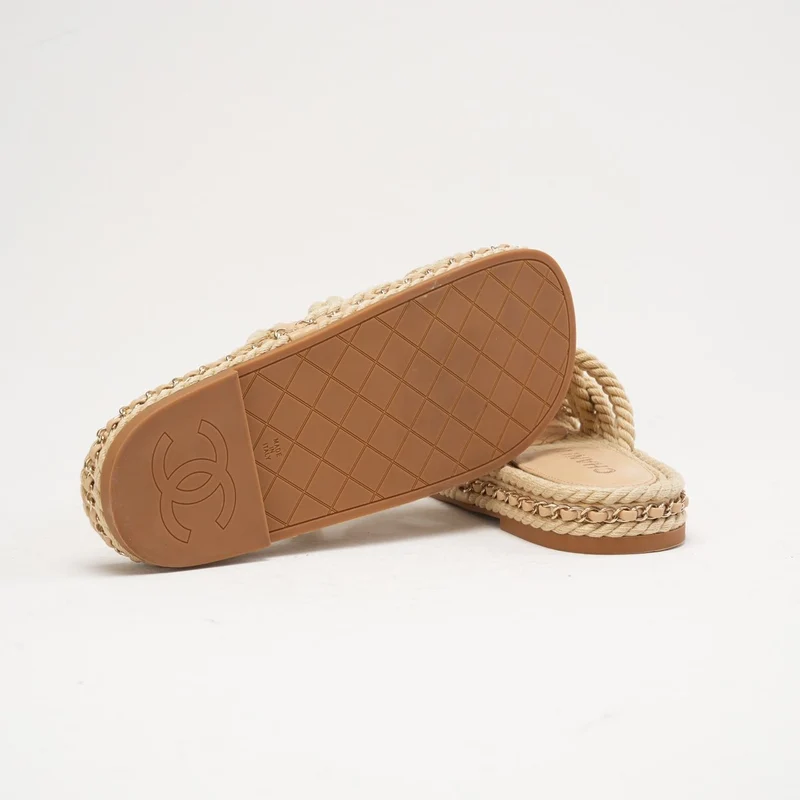 Chanel Coco Mark Mulas Beige Dad Sandalen Größe 38