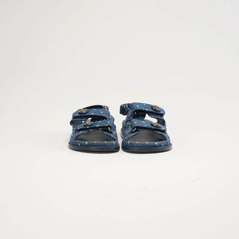 Chanel Dad-Sandalen aus blauem Denim, Größe 38.5