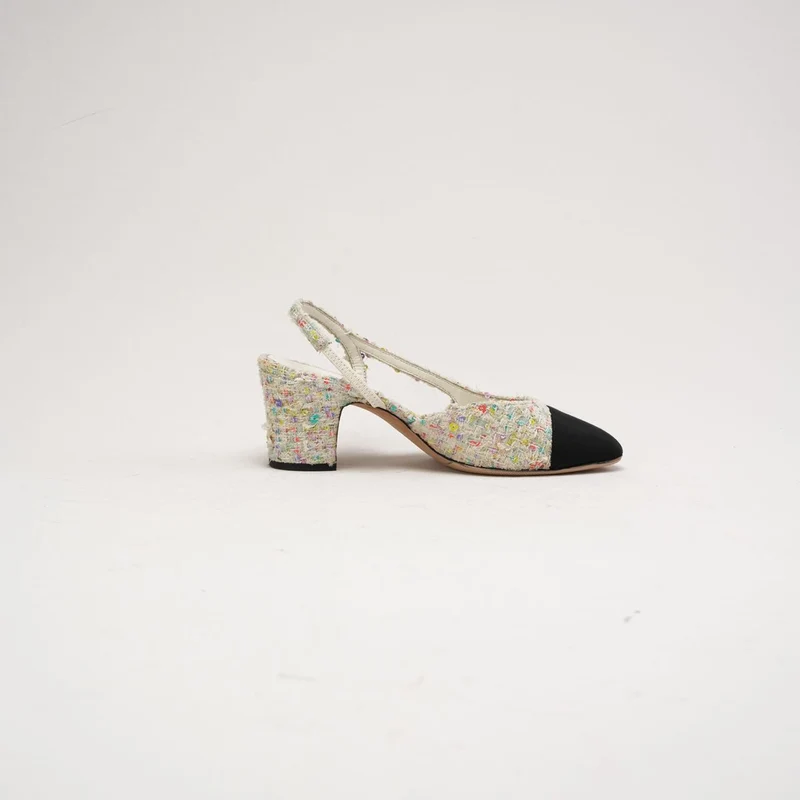 Chanel Tweed CC Logo Slingback Pumps 38 C Weiß / Schwarz