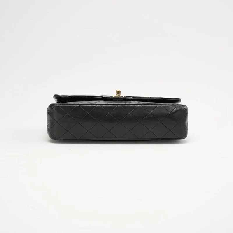 Chanel Vintage Schwarze Medium Classic Double Flap Bag 2003