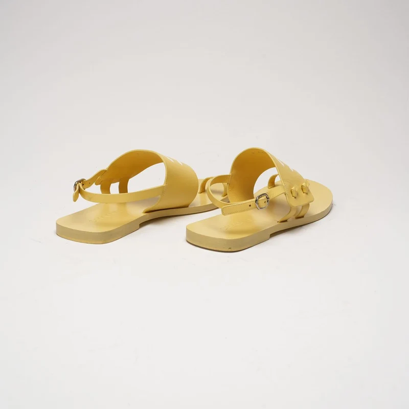 Chanel Riemchensandalen, flach, limettengelb, Größe 38.5