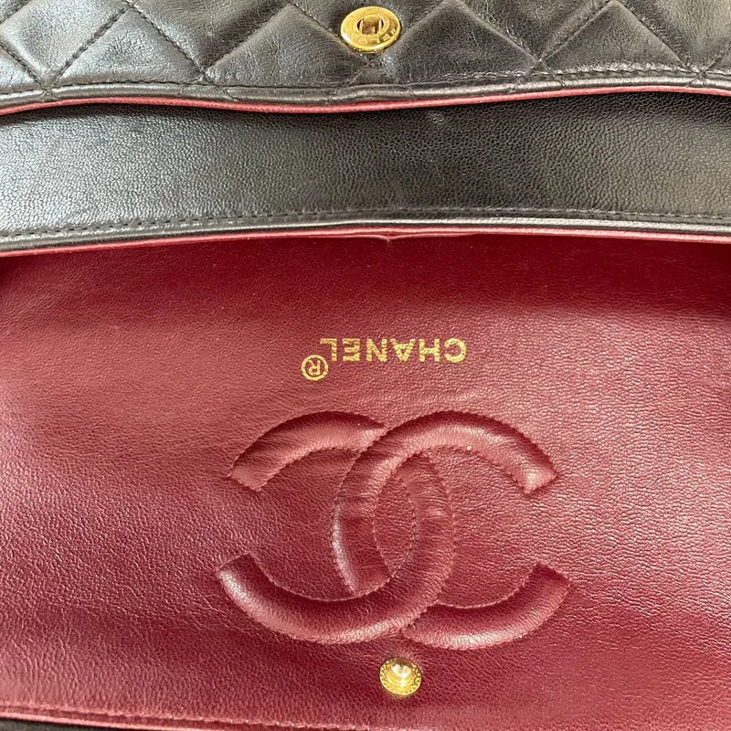 Chanel Schwarze Vintage Classic Medium Double Flap Bag 1997