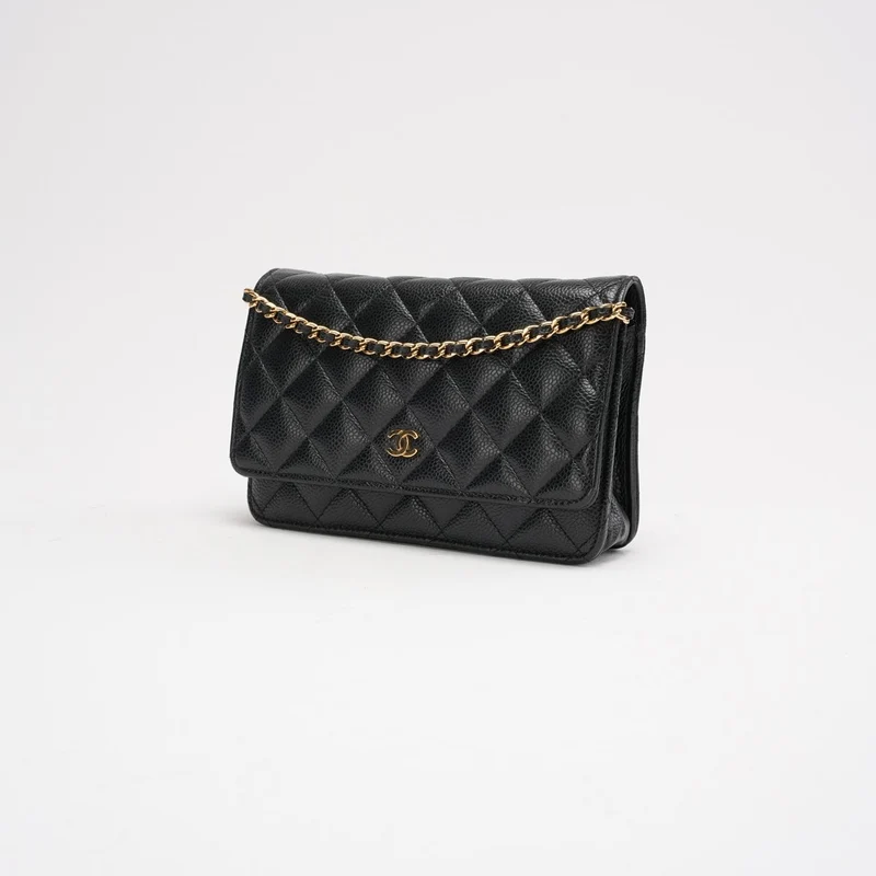 Chanel Schwarze klassische Brieftasche mit Kette (WOC) Caviar 2018