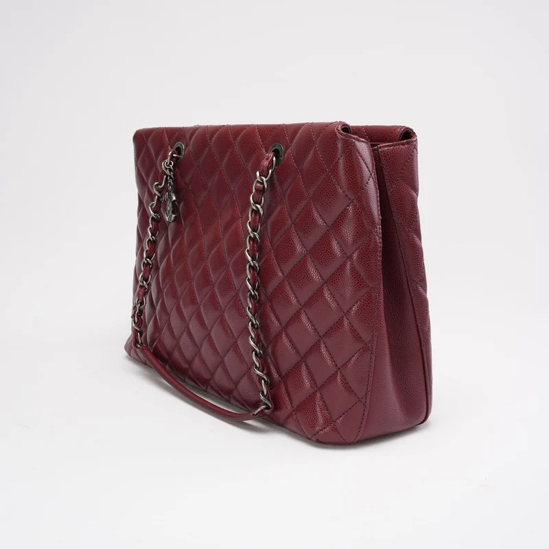 Chanel City-Shopping-Tasche aus burgunderrotem Kaviarleder, Modell 2016