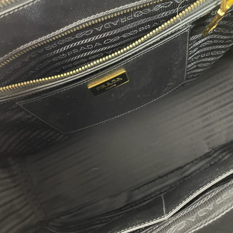 Prada Black Galleria Medium Galleria Zip Tote Saffiano Leder