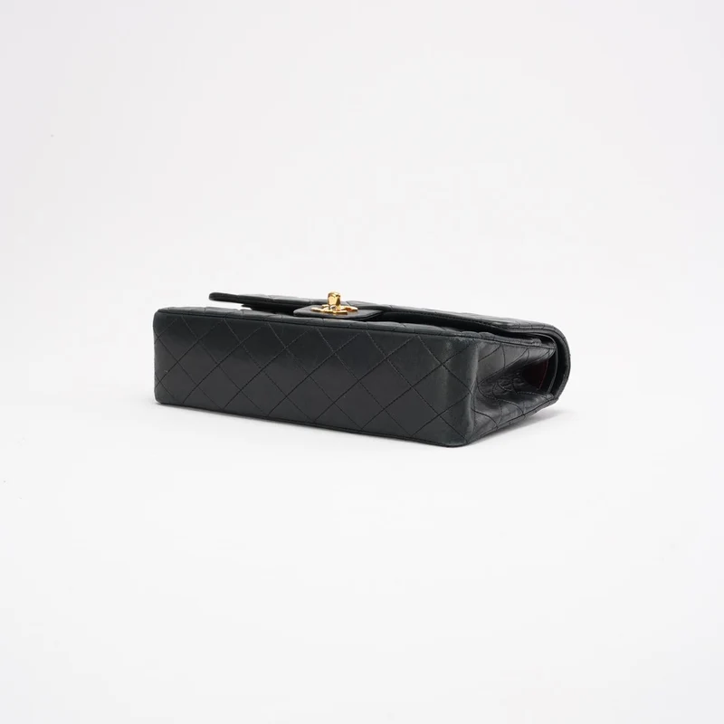 Chanel Vintage Schwarze Klassische Doppelflap-Tasche 1991