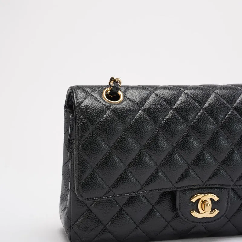 Chanel Schwarze Medium Classic Double Flap Quilted Caviar 2016