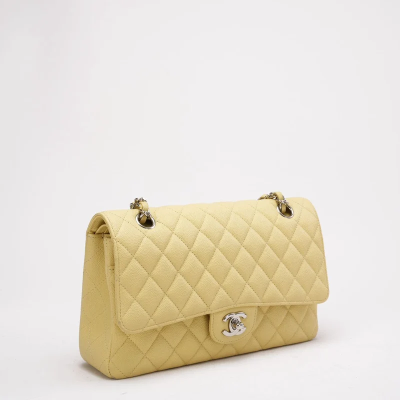 Chanel Gelb Medium Double Flap Caviar Quilted 2018