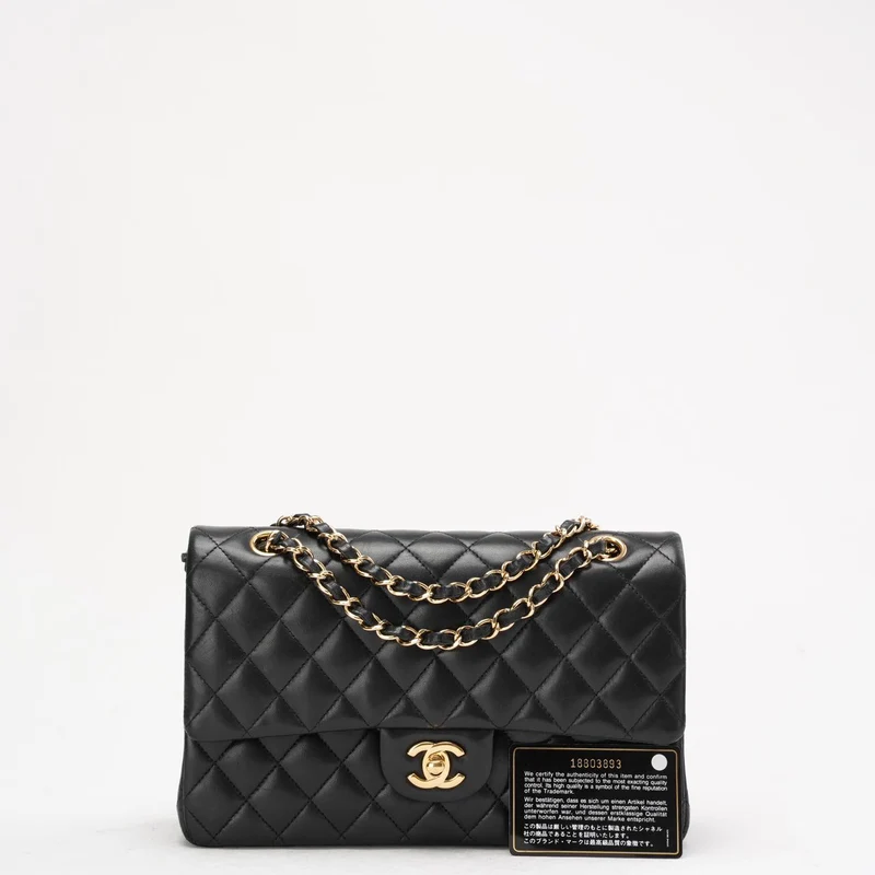 Chanel Schwarze Classic Medium Double Flap Bag aus Lammleder 2014 Teil 1 (Kopie)