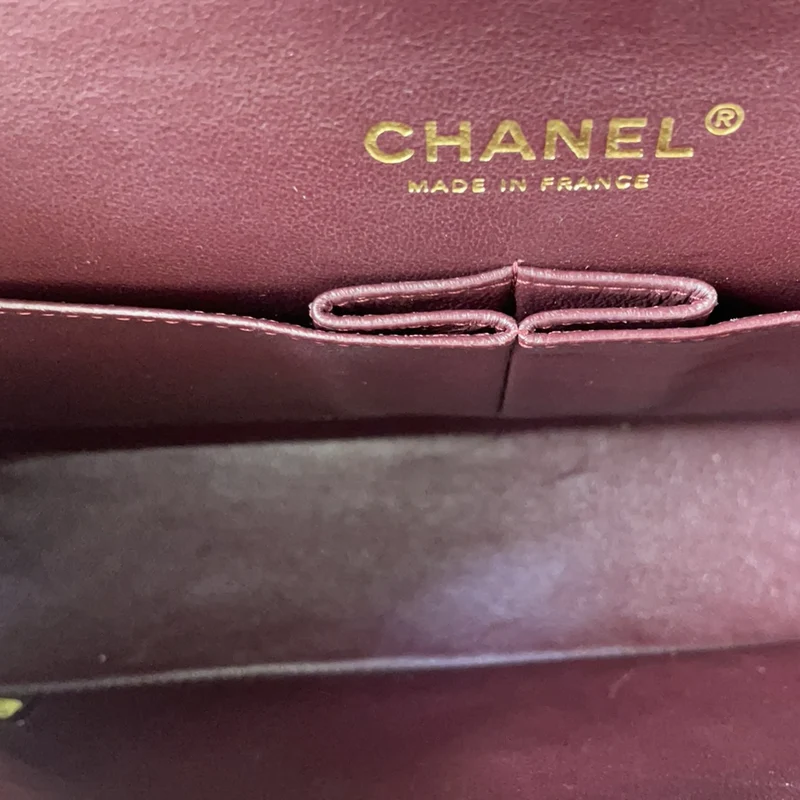 Chanel Schwarze Classic Medium Double Flap Bag aus Lammleder 2014 Teil 1 (Kopie)