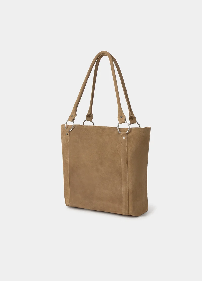 Leather shopper bag with rings