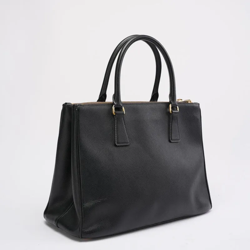 Prada Galleria Tote Bag in Schwarz aus Saffiano-Leder