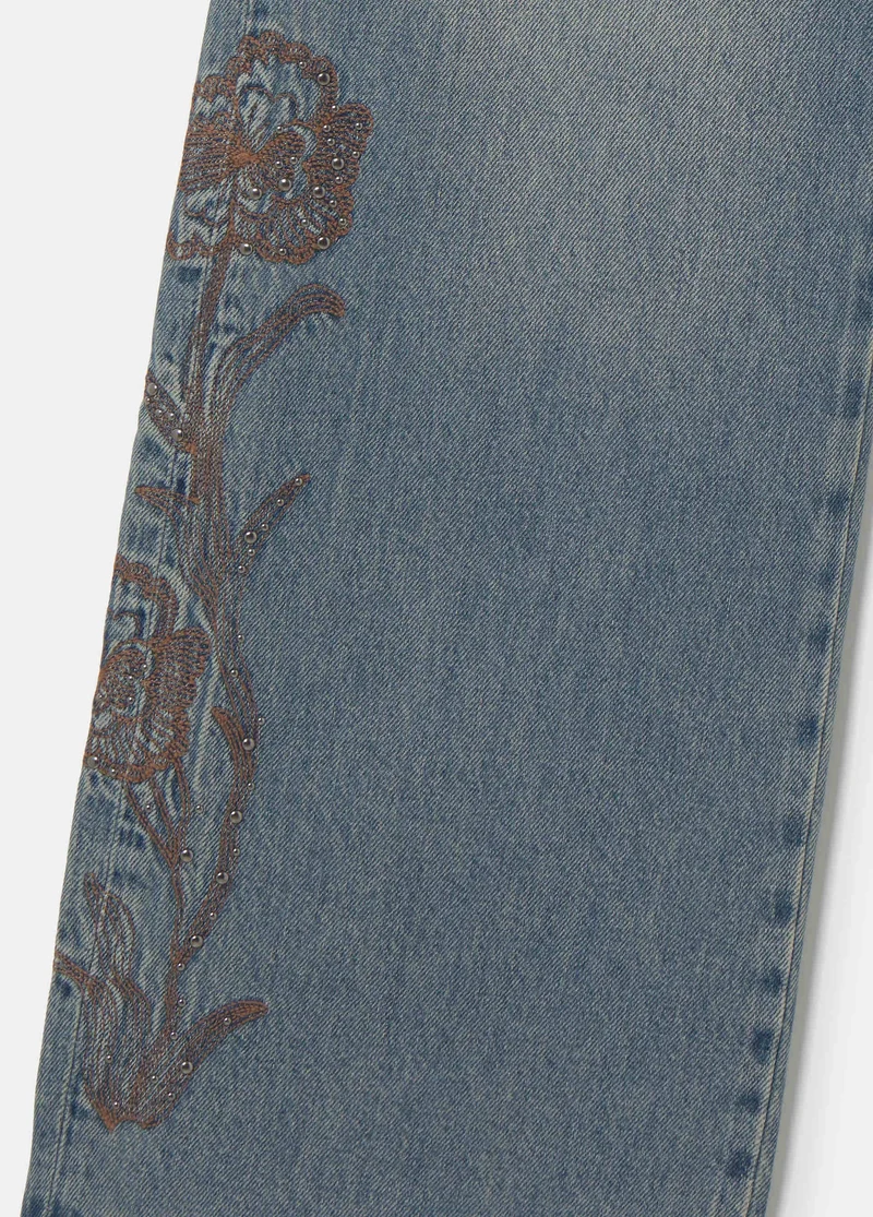 Studded embroidered waistband jeans