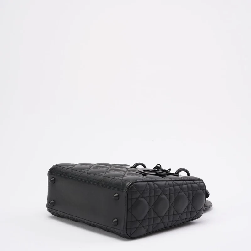 Christian Dior Mattschwarze kleine Lady Dior Tasche 2020