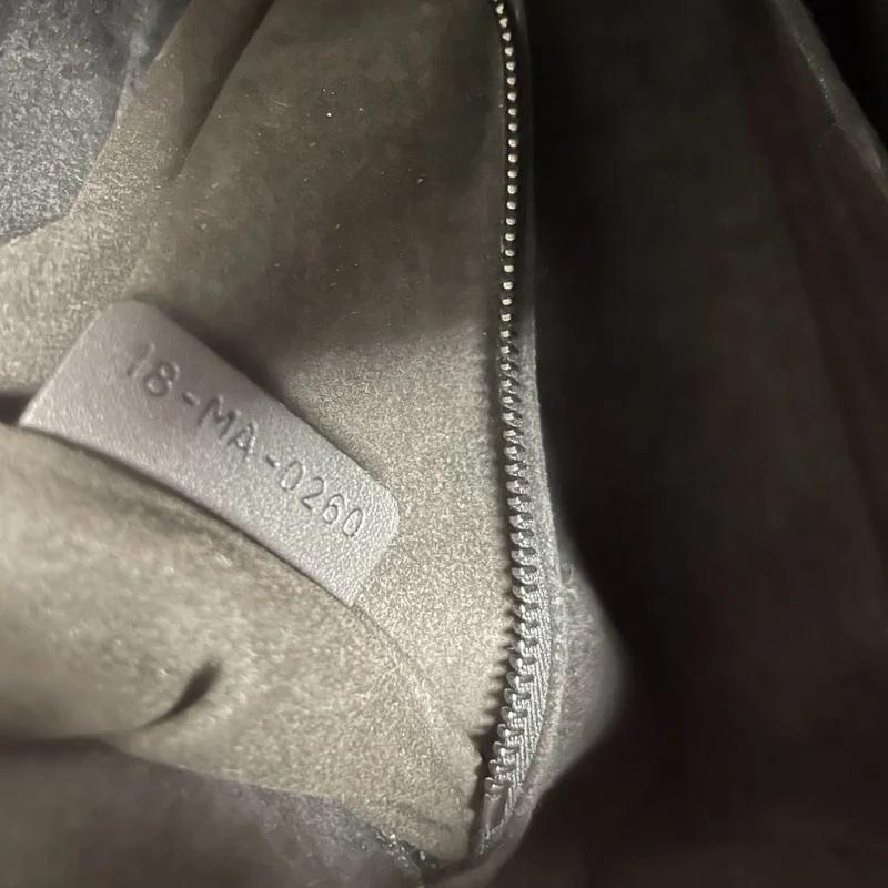 Christian Dior Mattschwarze kleine Lady Dior Tasche 2020