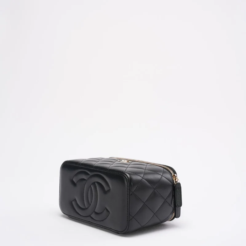 Chanel Kosmetiktasche aus schwarzem Lammleder, klein, mit Tragegriff