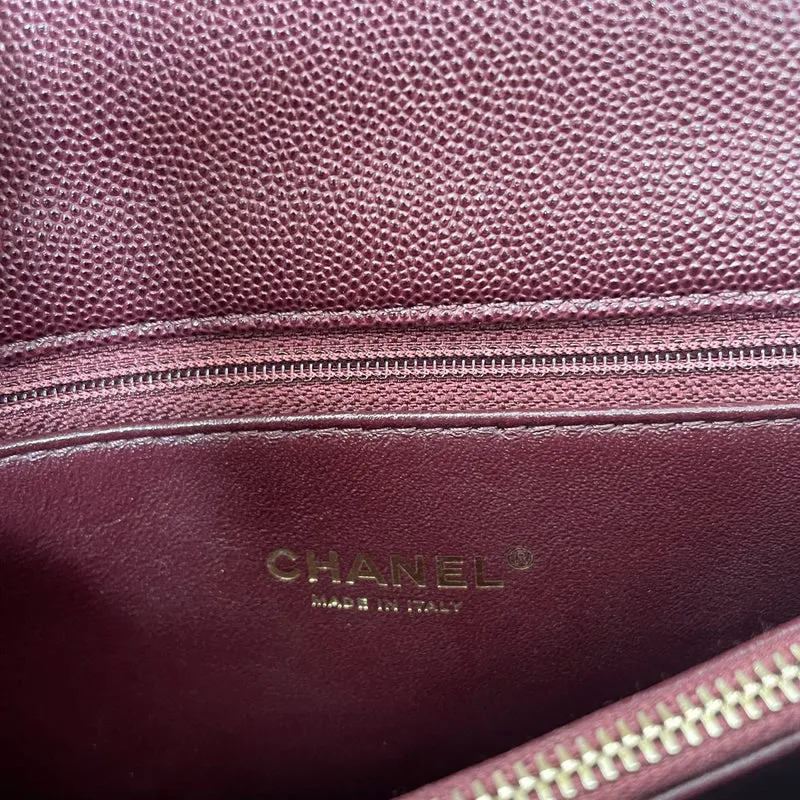 Chanel Burgunderrote gesteppte Coco Eidechsenleder-Henkelklappe Caviar 2017