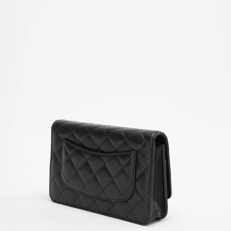 Chanel Schwarze Klassische Brieftasche mit Kette (WOC) 2018
