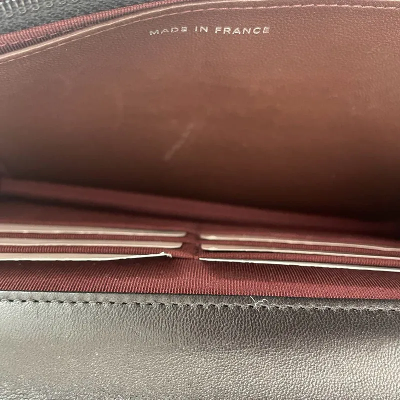 Chanel Schwarze Klassische Brieftasche mit Kette (WOC) 2018