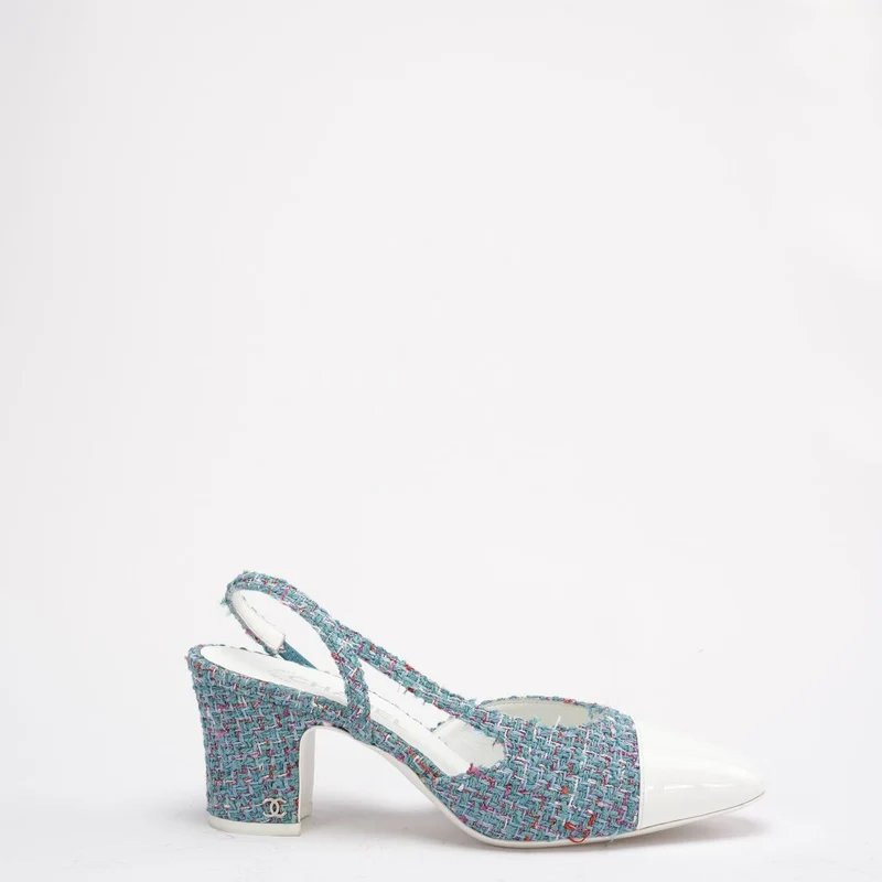 Chanel Pumps aus Tweed und Leder in Tiffanyblau mit CC-Logo, Größe 38.5