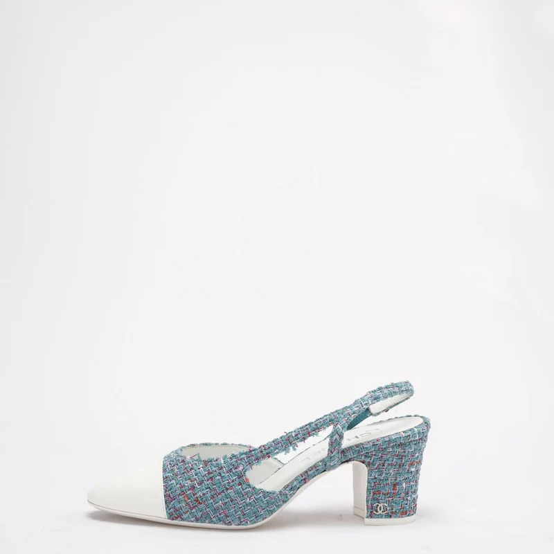 Chanel Pumps aus Tweed und Leder in Tiffanyblau mit CC-Logo, Größe 38.5