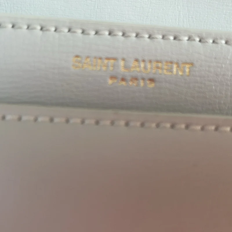 Saint Laurent Weißes Kalbsleder Medium Monogram Sunset 2021
