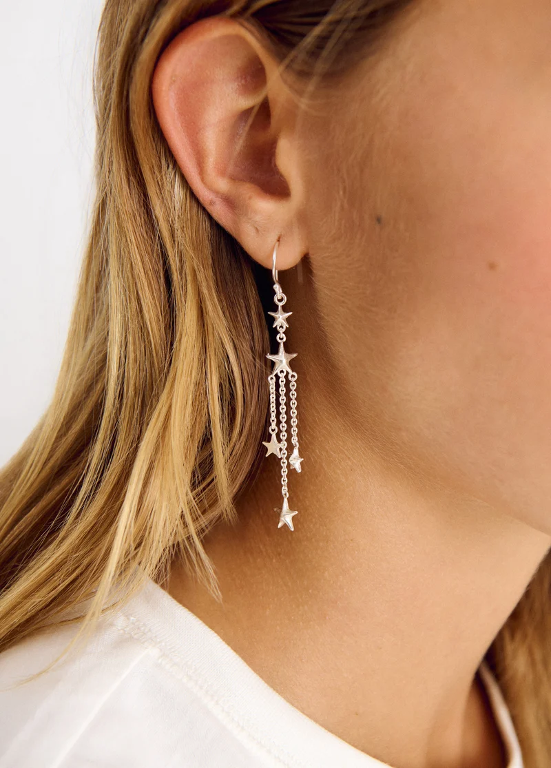 Dangling little star earrings