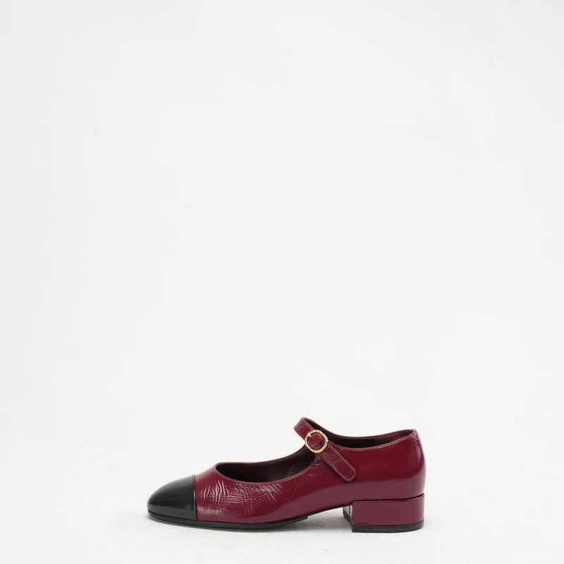 Chanel Mary Jane Pumps in Schwarz, Rot und Burgunderrot, Größe 38C