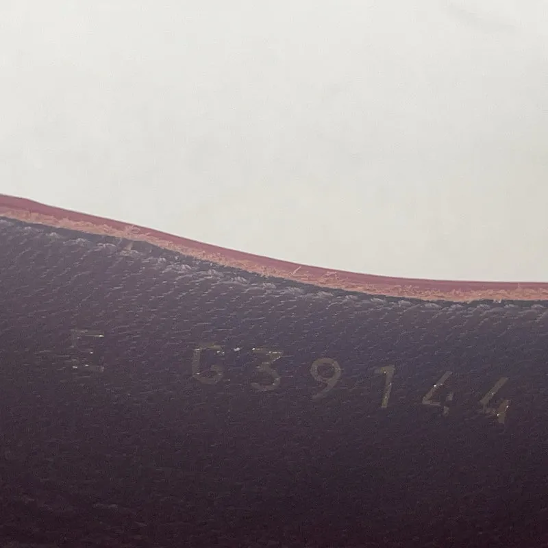 Chanel Mary Jane Pumps in Schwarz, Rot und Burgunderrot, Größe 38C
