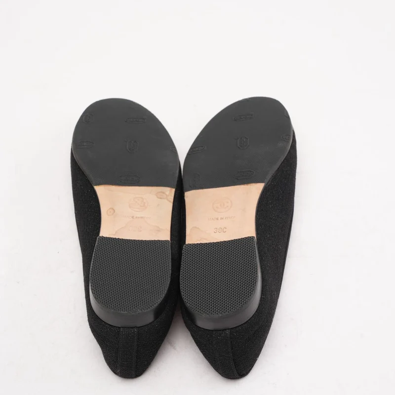 Chanel CC Ballerinas aus schwarzem Wildleder und Lackleder, Größe 38C