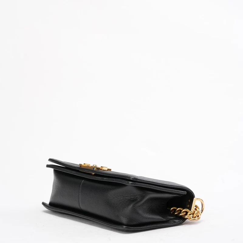 Chanel Boy Medium Schwarze Klapptasche Gestepptes Caviar-Leder 2019