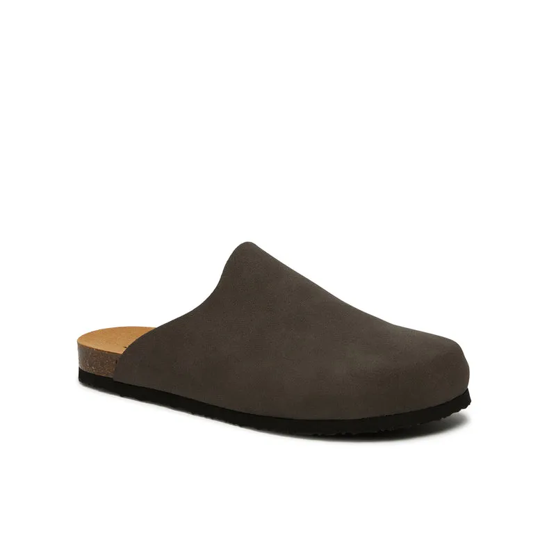 JACKIE CLOG