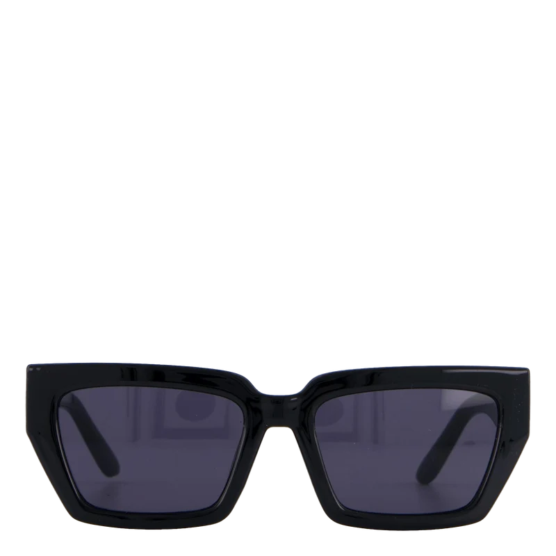 Bastian Black / Black