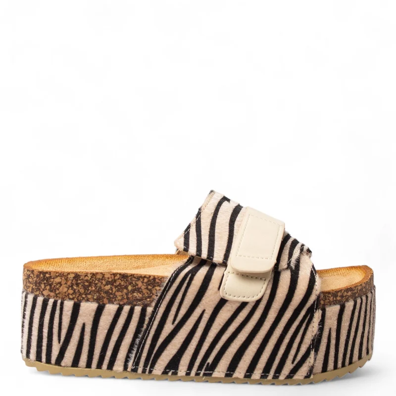 Europeon Union Women Beige Chamois Wedges #4356