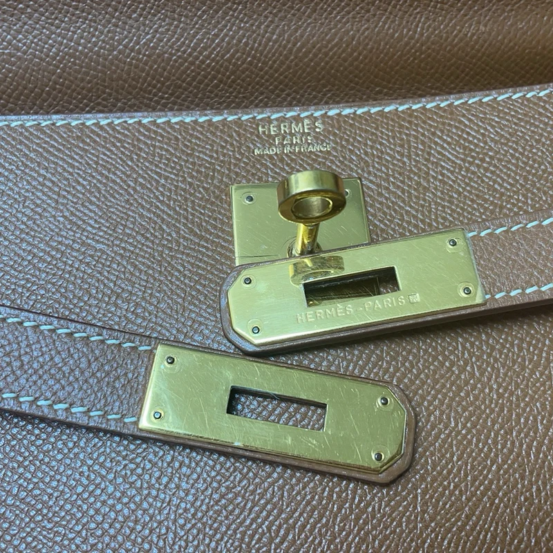 Hermès Vintage Gold Kelly Sellier 32 Epsom Y Circle 1995