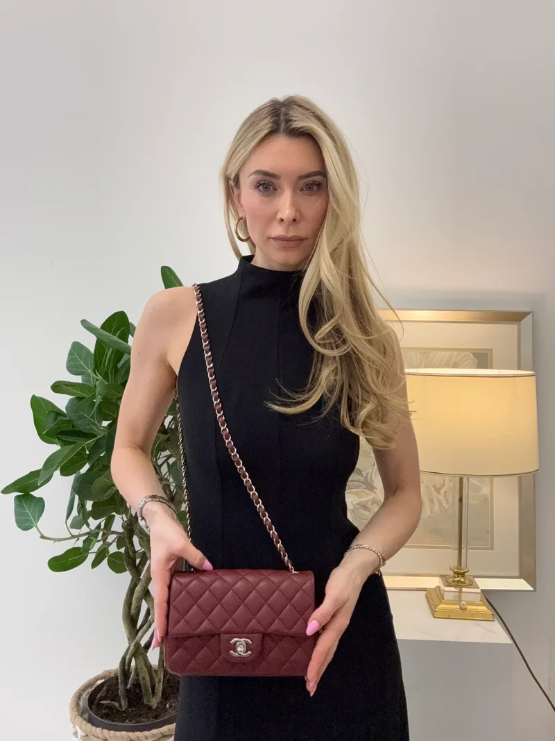 Chanel Mini Tangle Classic Flap Bag in Burgunderrot 2020