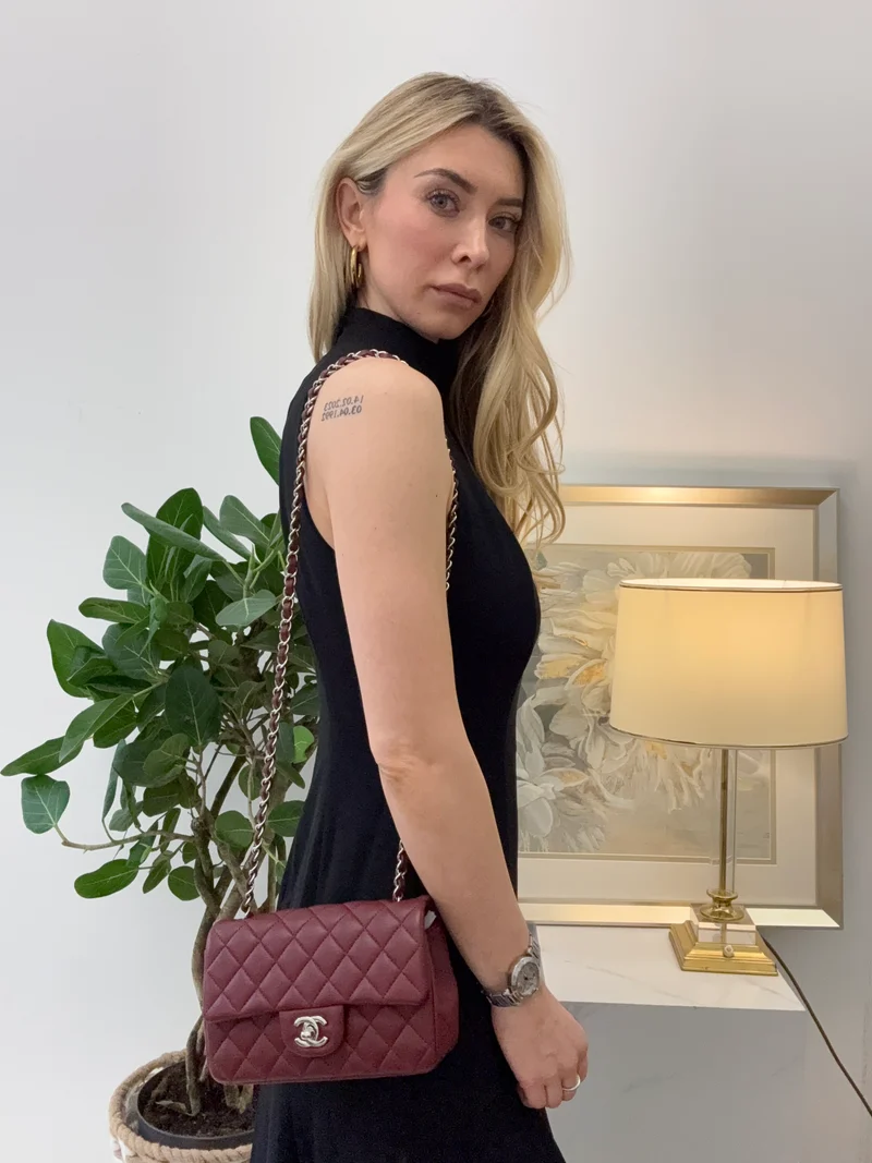 Chanel Mini Tangle Classic Flap Bag in Burgunderrot 2020